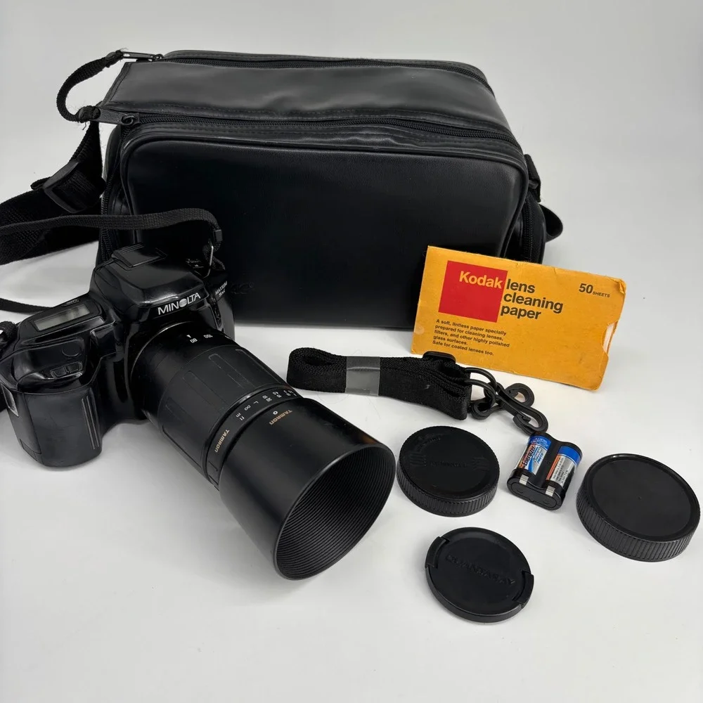 VTG Minolta Maxxum 5xi SLR Camera Black Tamron 80-210mm Lens Bundle